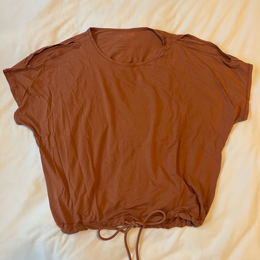 Lululemon top
